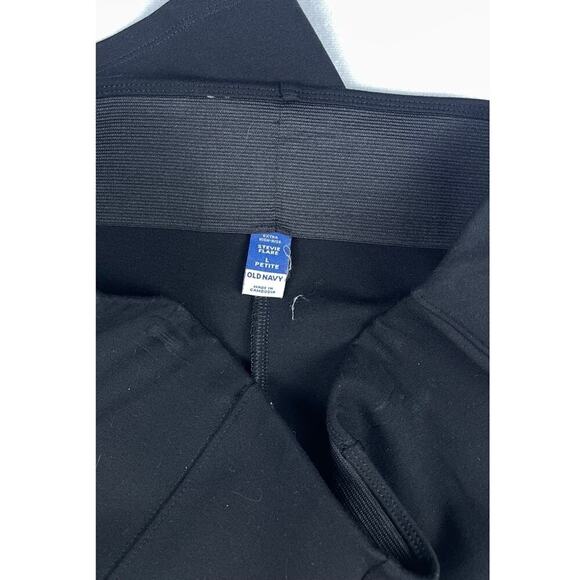 Old Navy Extra High-Waisted Stevie Crop Flare in Black - Picture 6 of 6